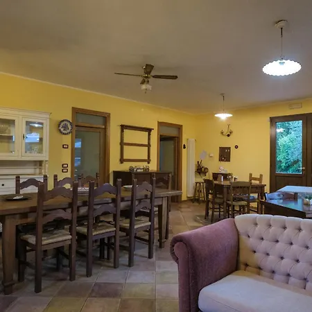 Niccoland Farm stay *