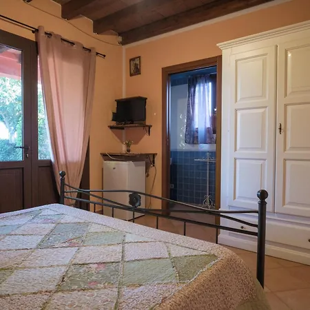 Niccoland Farm stay